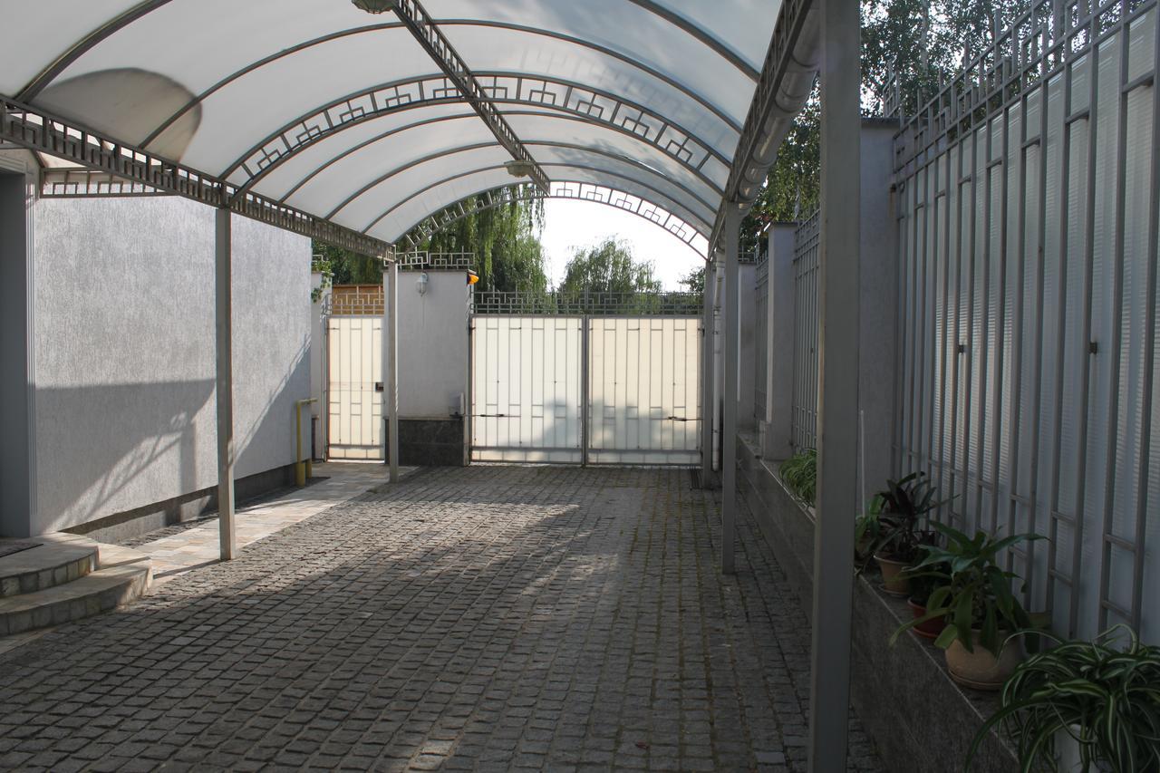 Bortnichi House Hotel Kiev Eksteriør billede