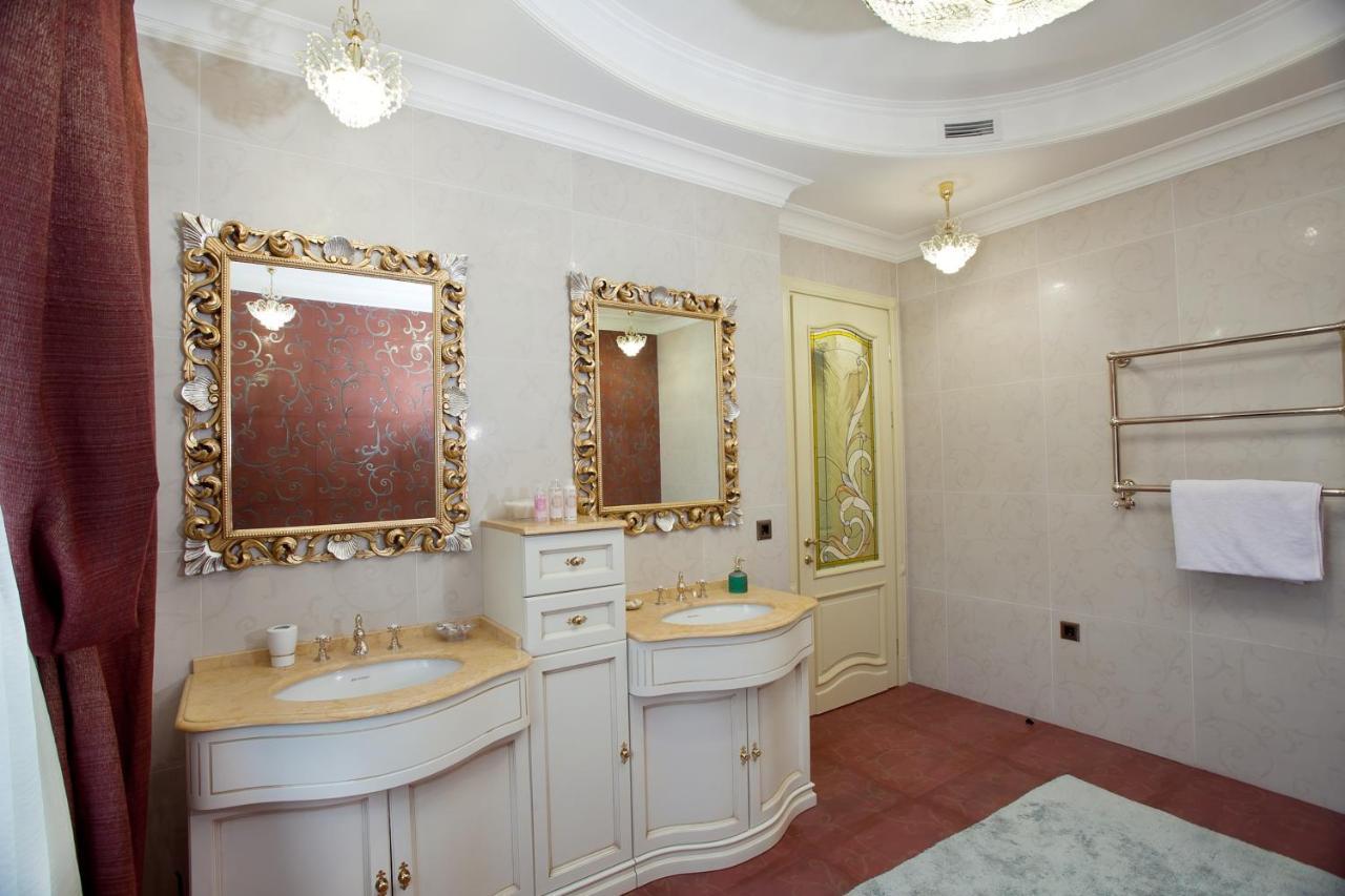Bortnichi House Hotel Kiev Eksteriør billede