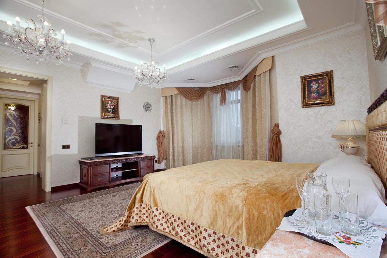 Bortnichi House Hotel Kiev Eksteriør billede